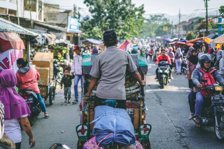 Becak; Indonesia’s traditional rickshaw cycle