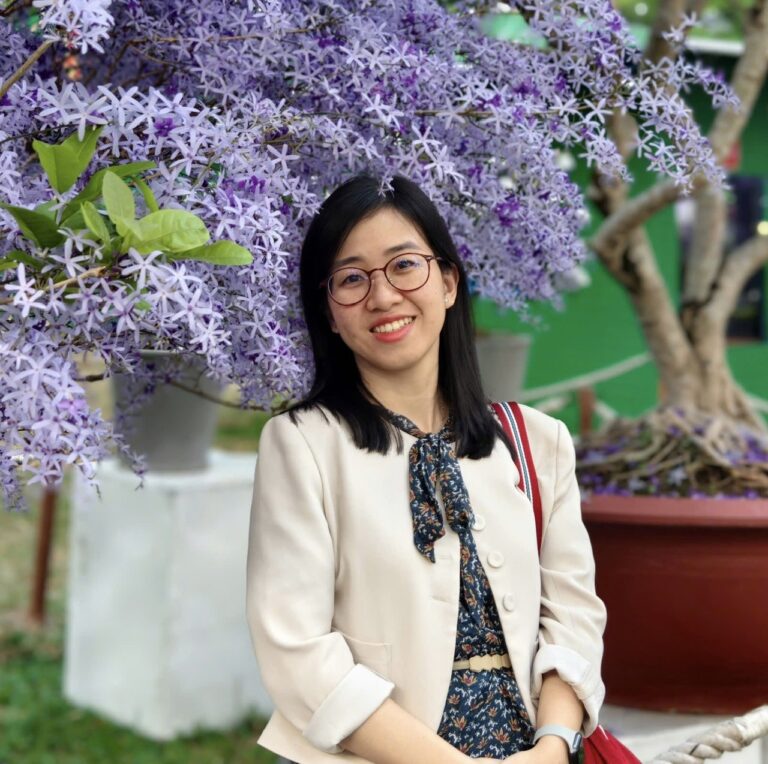 Dr Le Thi Diem