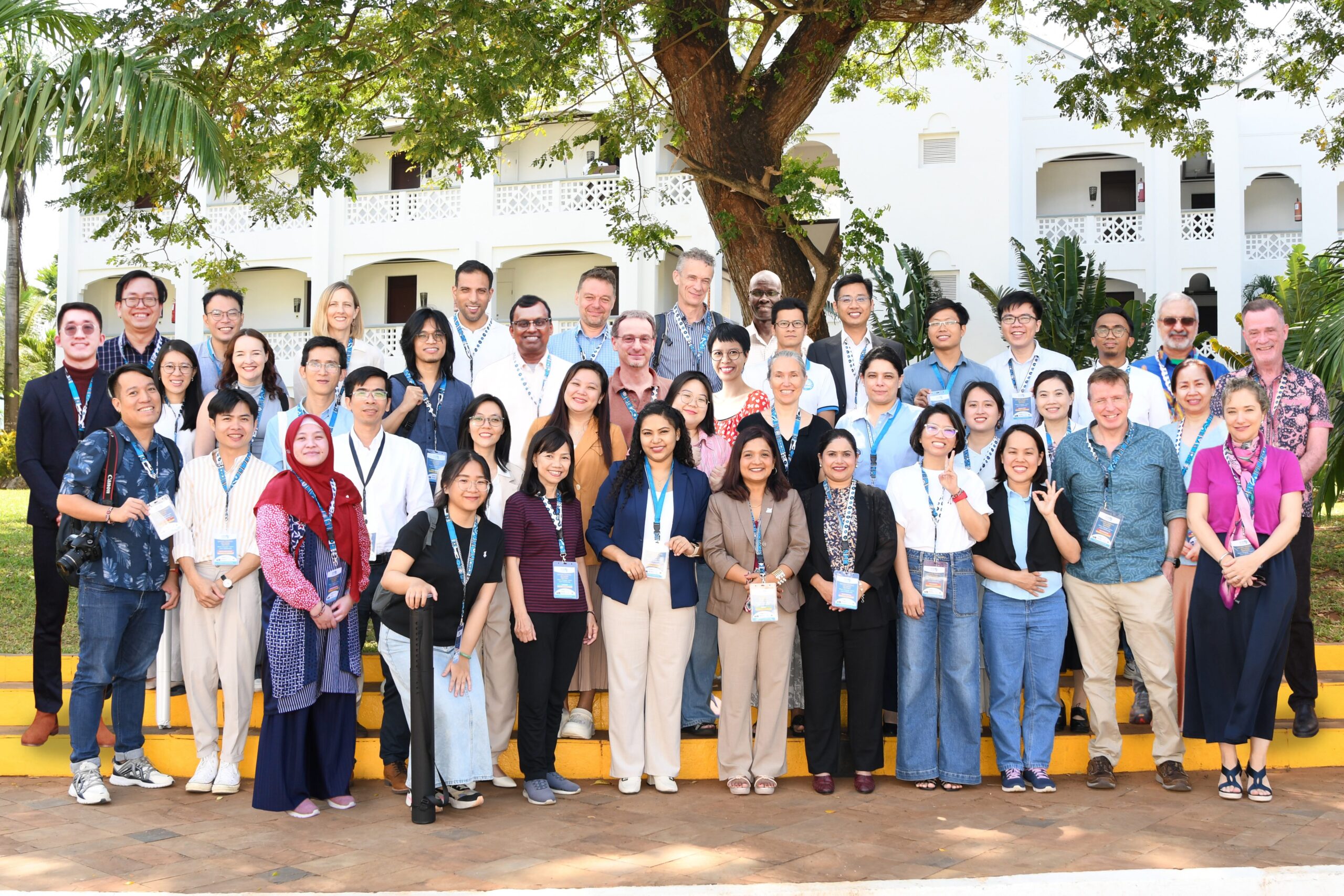 OUCRU scientists join global leaders at Oxford Tropical Network Meeting 2025Â 