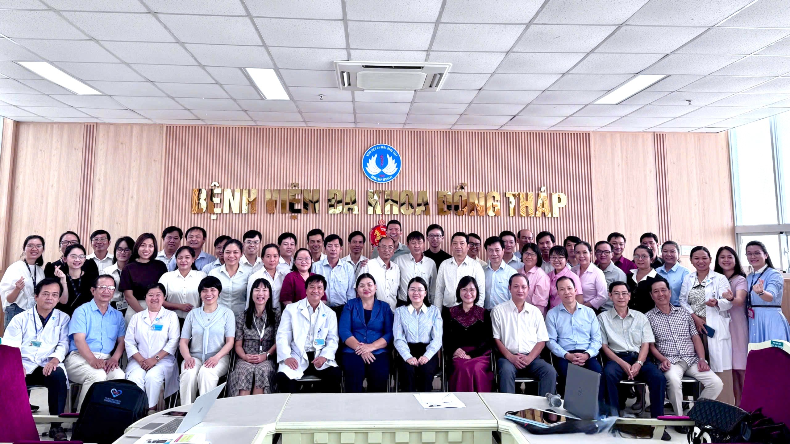 Há»p mạng lưới các bệnh viện triển khai chương trình Quản lý sá» dụng kháng sinh tại tỉnh Äồng Tháp tháng 03/2026